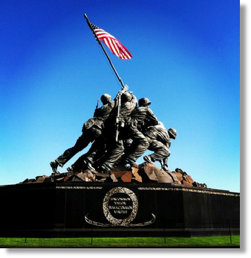 Photo of Iwo Jima Monument. Statue of U.S. Marines raising the American flag on Mount Suribachi.